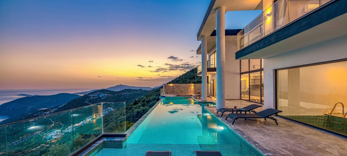 Showcasing properties with professional ai video services.